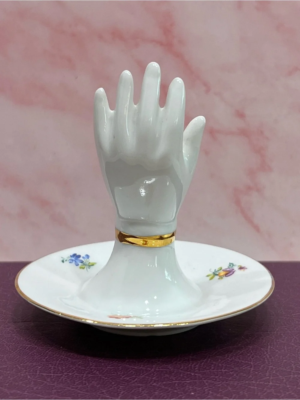 Vintage item fine